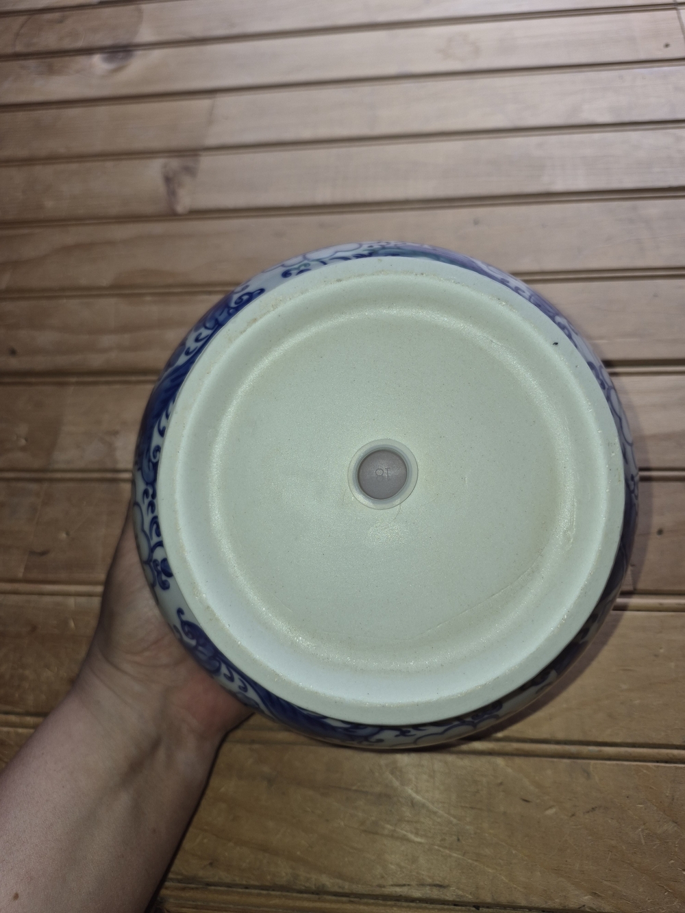 Elegant Blue and White Chinese Style Porcelain Ceramic Pot - Picture 8 of 12